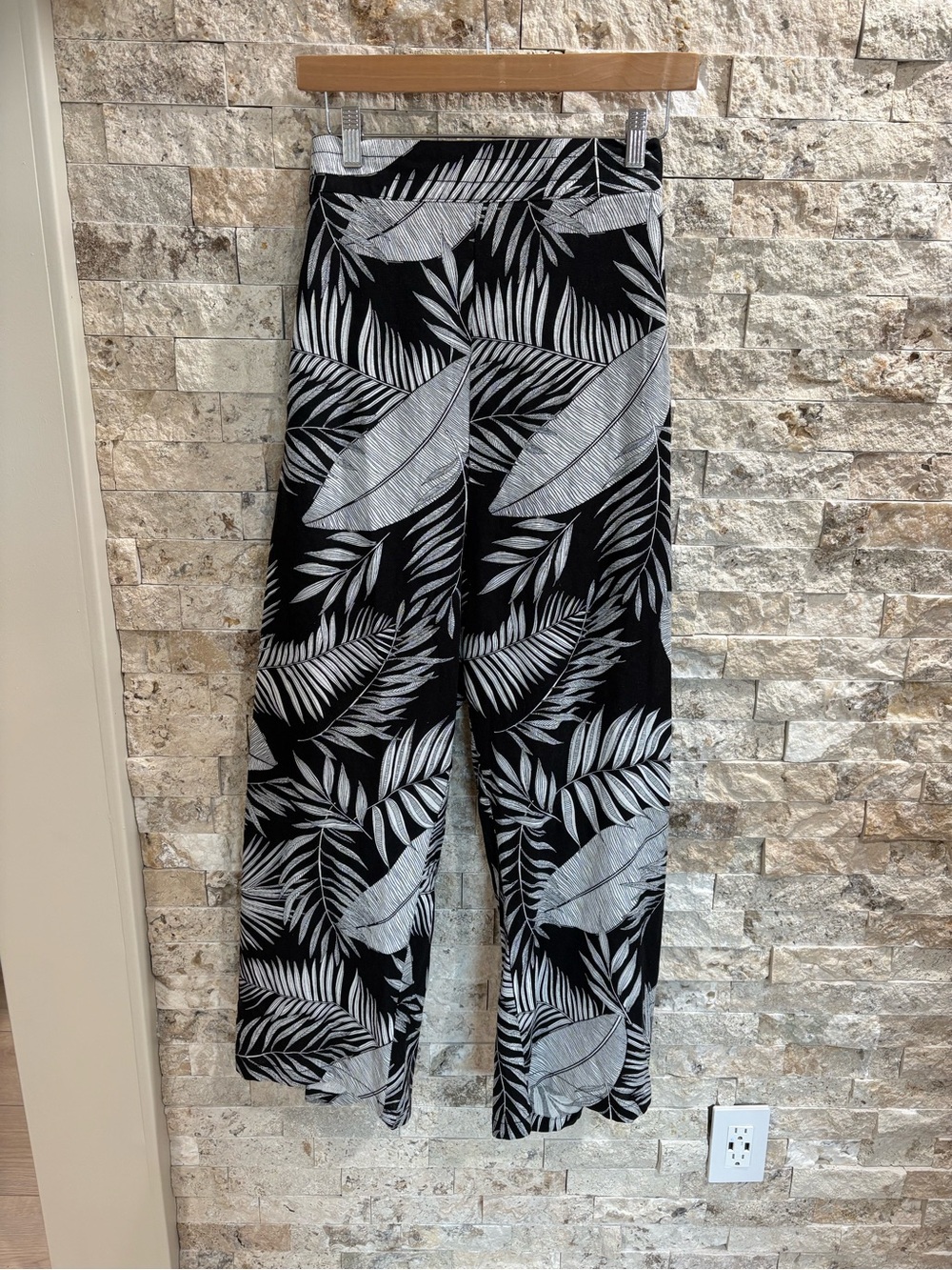 Wide-Leg Tropical Print Pants - Black/White size 4X